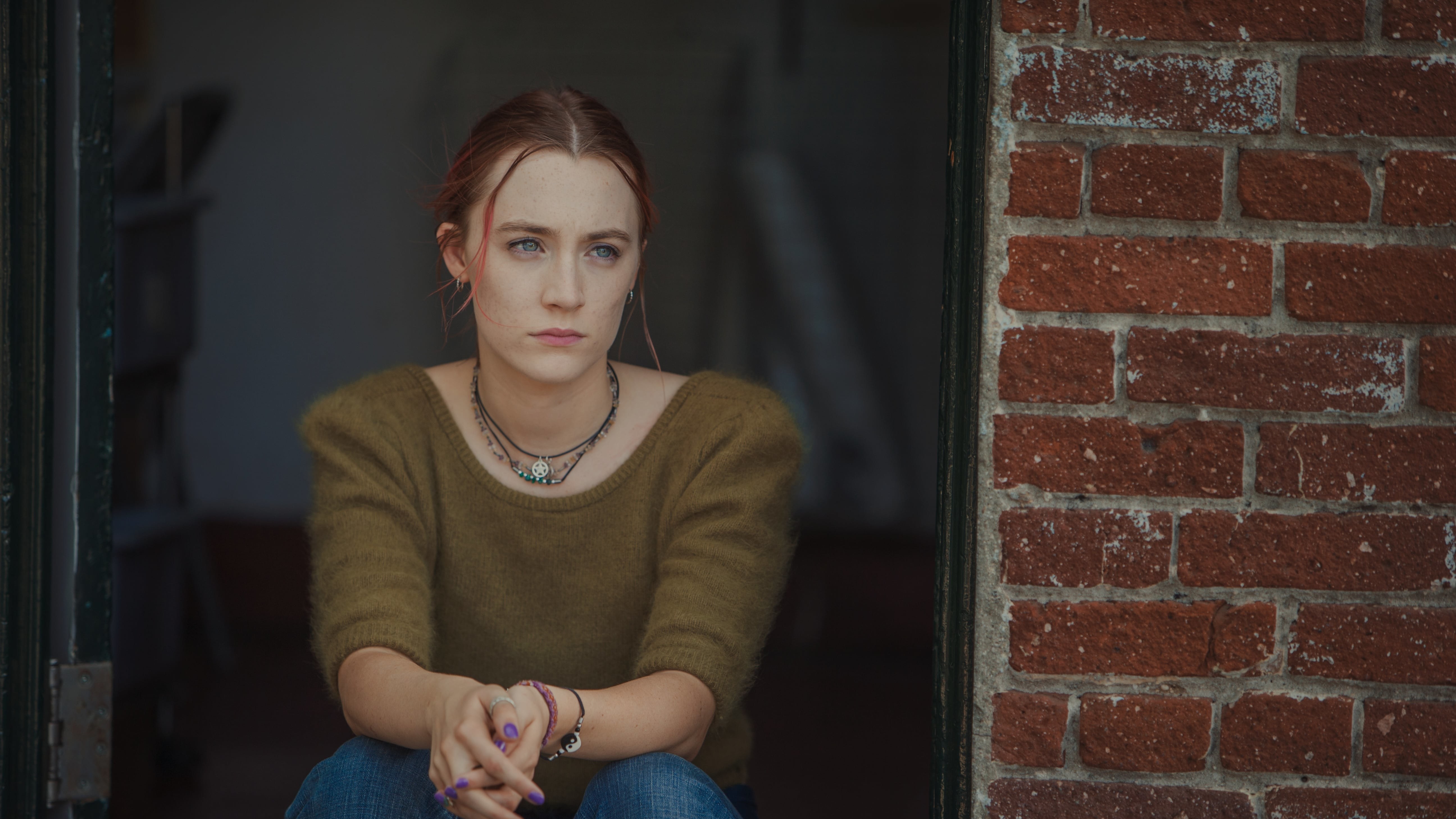Chasing Oscar: Saoirse Ronan Soars in the Insightful, Poignant Lady Bird